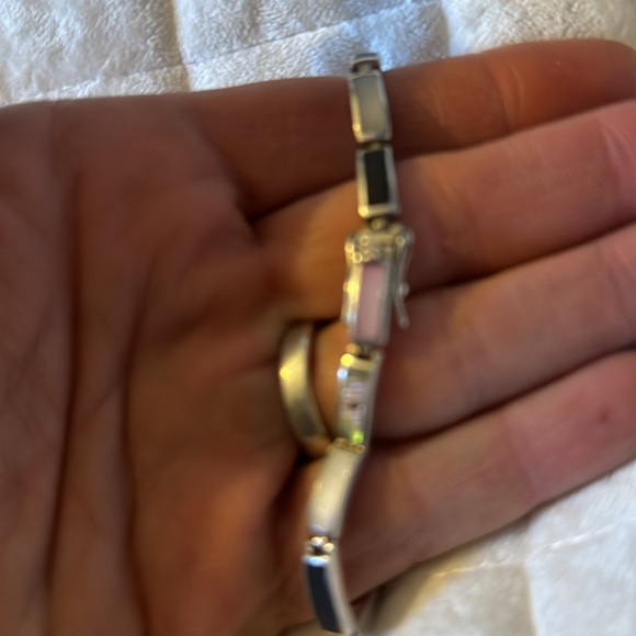 925 avolony bracelet!!! Beautiful - Picture 2 of 6